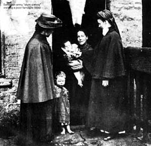 Salvation army "slum sisters" visiting a poor family, c 1890
